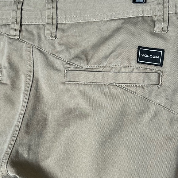 VOLCOM KHAKI PANTS - Picture 6 of 14